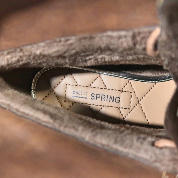 Call It Spring Brown Ankle Boots Size 8.5 - Picture 8 of 10